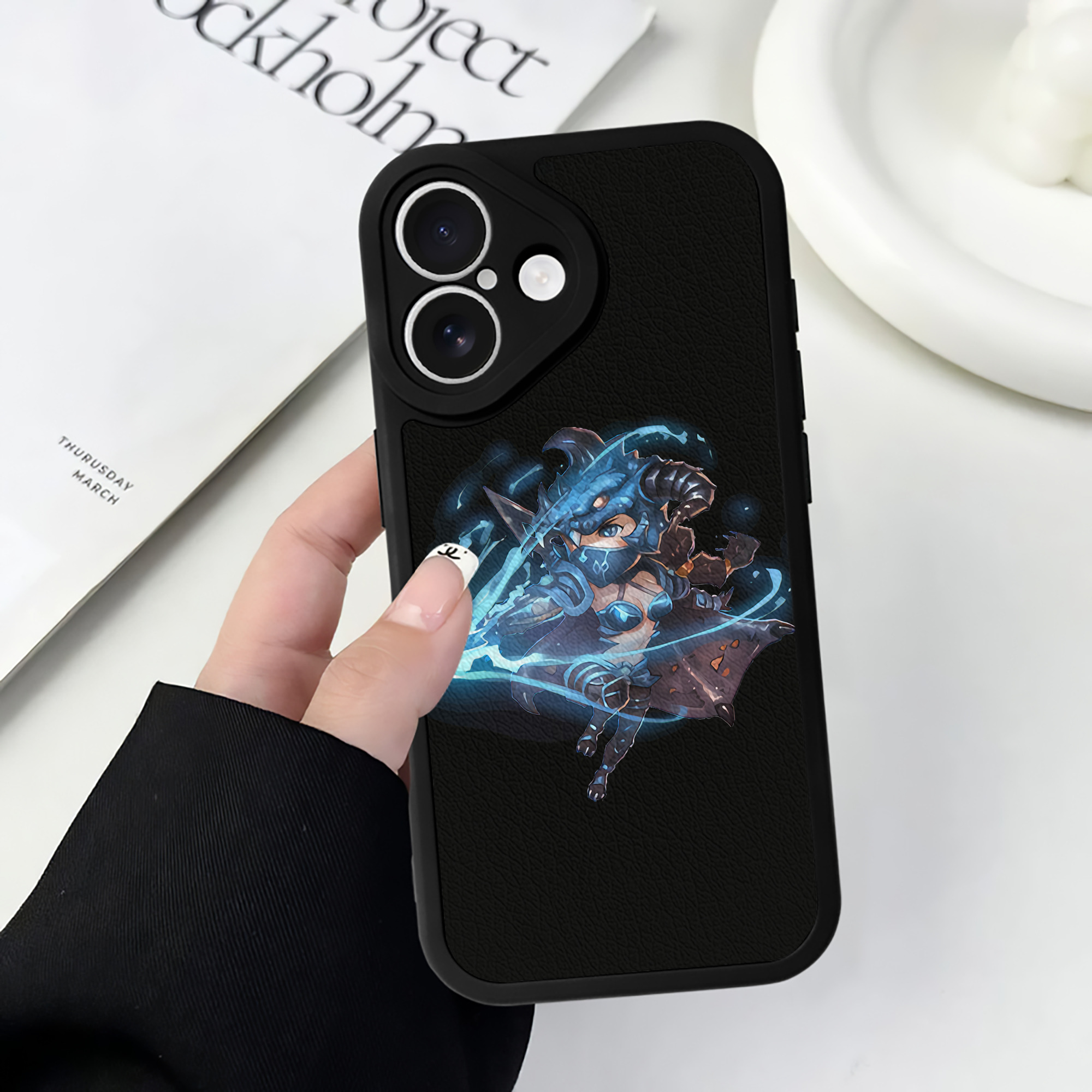 （画像用） リーグ・オブ・レジェンド League of Legends LOL 【iPhone 16シリーズ対応】シリコンスマホケース（レザー調） 材質：シリコン